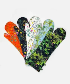 Cynthia Rowley Quilted Oven Mitts