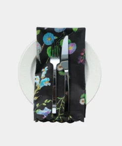 Cynthia Rowley Home Scallop Embroidered Edge Dinner Napkin