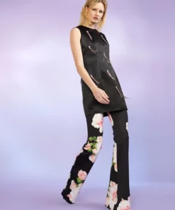 Cynthia Rowley Bonded Fit And Flare Pant Bottoms