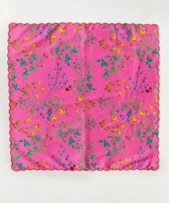 Cynthia Rowley Scallop Embroidered Edge Dinner Napkin